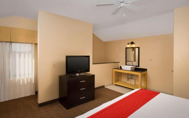 Best Western Alamo Suites