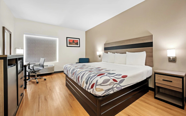 Red Roof Inn & Suites Houma