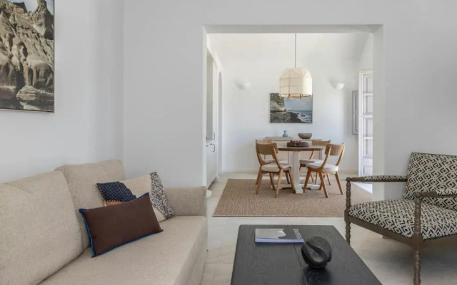 Vedema, a Luxury Collection Resort, Santorini