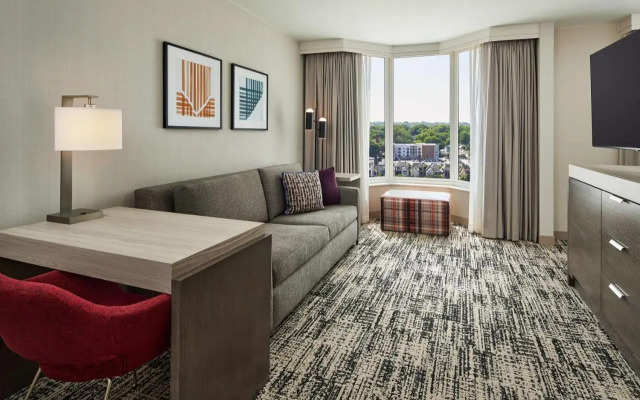 Hilton Kansas City Country Club Plaza