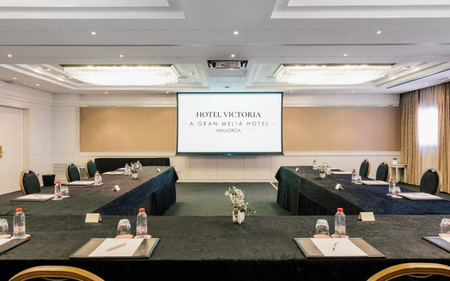 Отель Victoria Gran Meliá