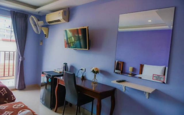 Patumnak Beach Guesthouse