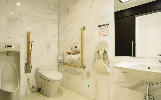 Toyoko Inn Tokyo Nihombashi Hamacho Meijiza Mae