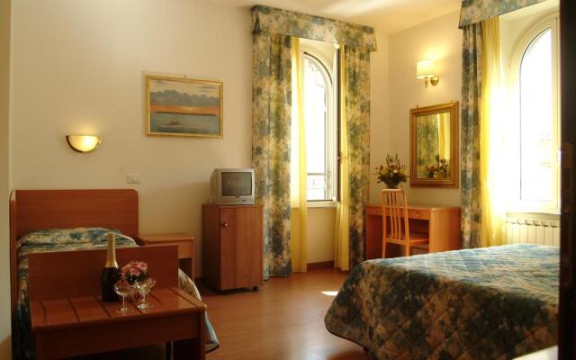 Tirreno Hotel
