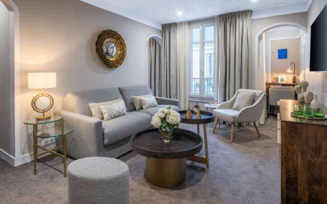 Paris Gare de l´Est - Tapestry Collection by Hilton