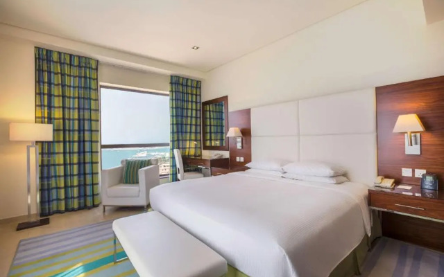 Hilton Dubai The Walk