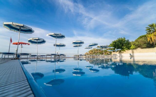 Villaggio Baia d'Ercole