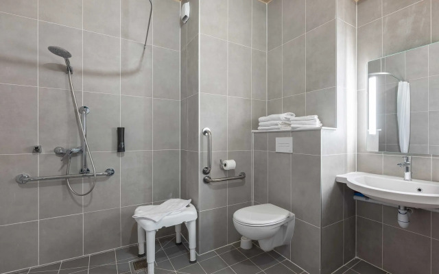B&B HOTEL Saint-Pierre-en-Faucigny Bonneville