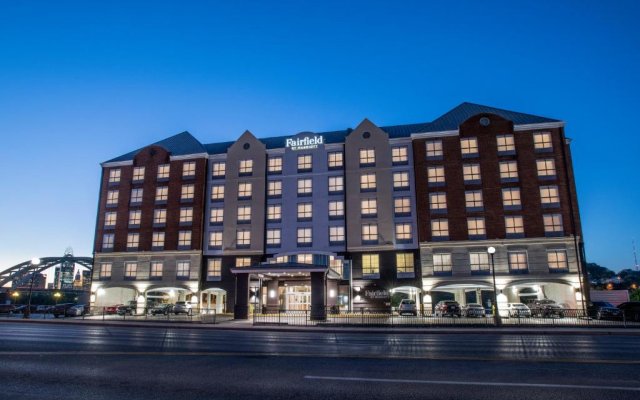 Fairfield by Marriott Inn & Suites Newport Cincinnati