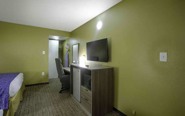 Travelodge by Wyndham Phoenix Downtown