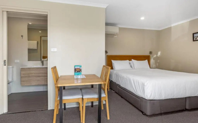 Apollo Bay Motel & Apartments