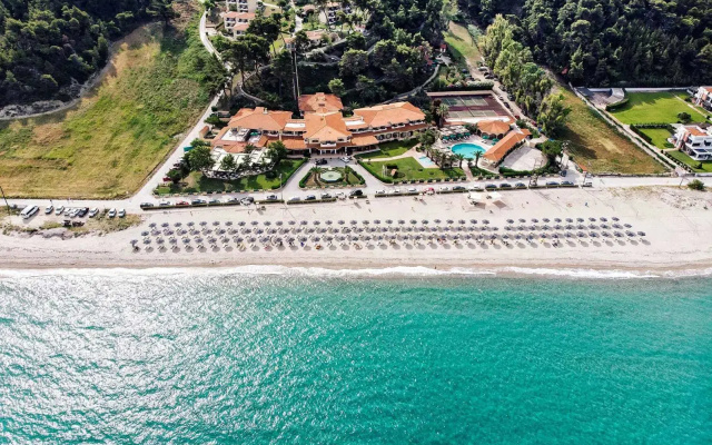 Possidi Holidays Resort & Suite Hotel
