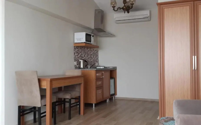 Tashkonak Studio Suites