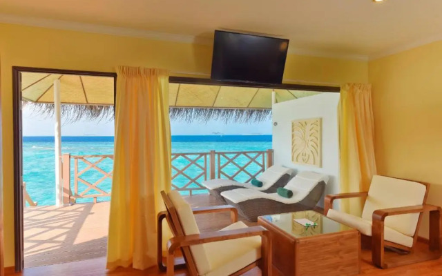 Dreamland Unique Sea and Lake Resort Spa