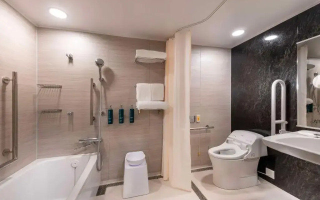 DoubleTree by Hilton Kyoto Higashiyama