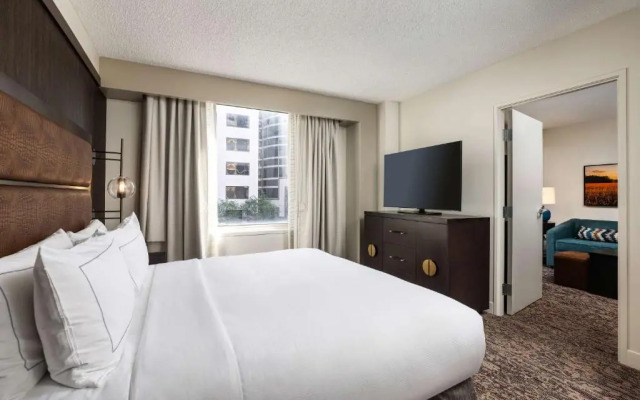 DoubleTree Suites by Hilton Austin Downtown Capitol