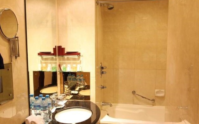 Lake View Garden Hotel