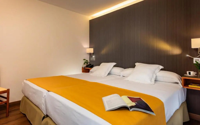 Hotel de Francia y París