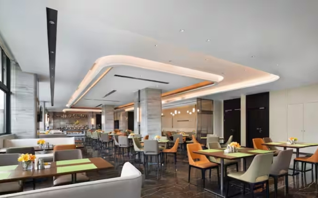 Hampton by Hilton Ningde Lithium Electricity Town