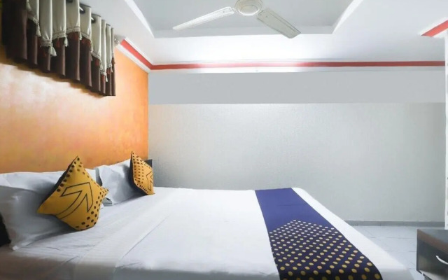 Hotel Ashish
