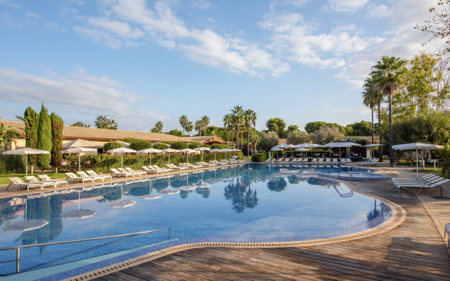 Valentin Playa de Muro Resort