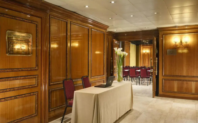 UNAHOTELS Scandinavia Milano Hotel