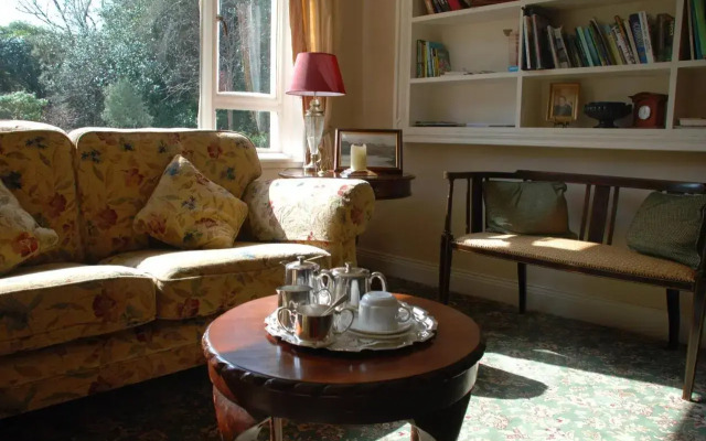Casey's Hotel Glengarriff