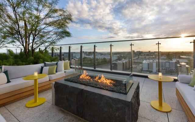 The Viv Hotel, Anaheim, a Tribute Portfolio Hotel