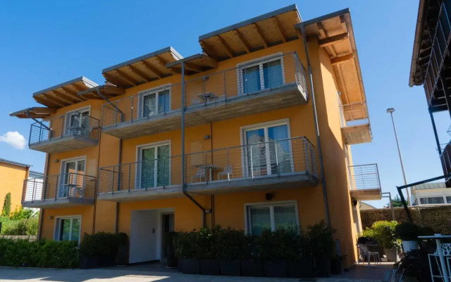 Residence Desire