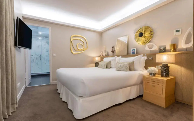 Hotel Camille Paris Gare de Lyon, Tapestry Collection by Hilton
