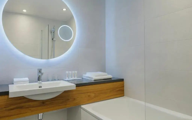 Le Meridien Paris Arc De Triomphe