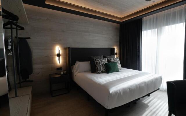The Hotel Regina