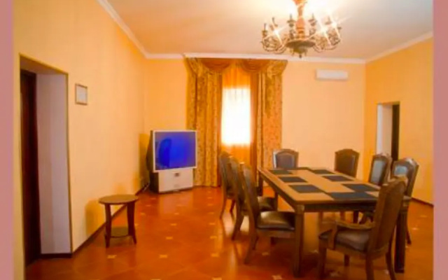Dostyk Hotel
