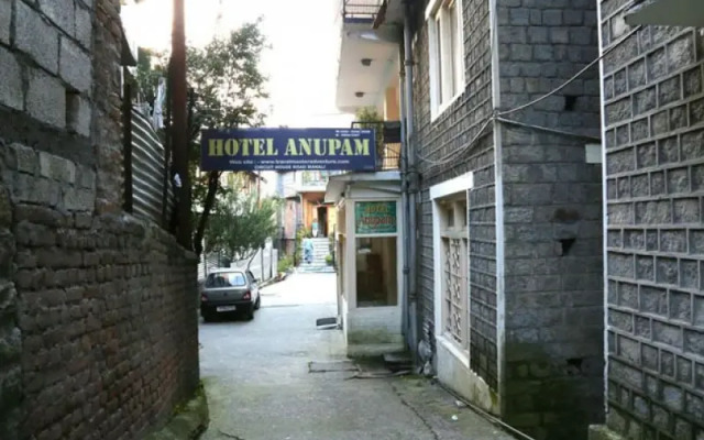 Hotel Anupam