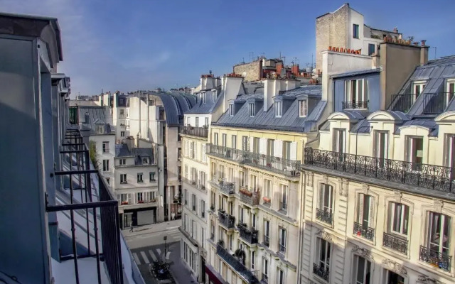 Maison Mère