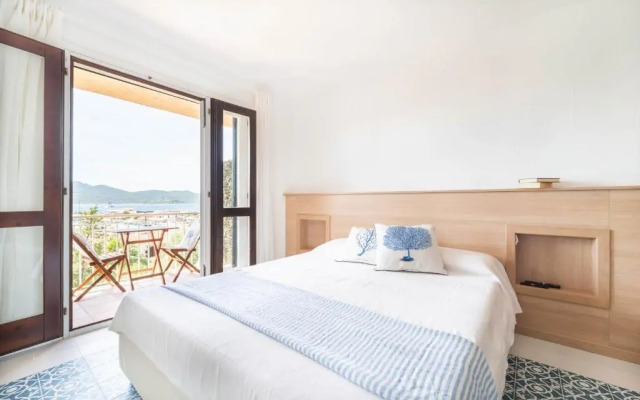 Отель Sunset Suite Sardinia