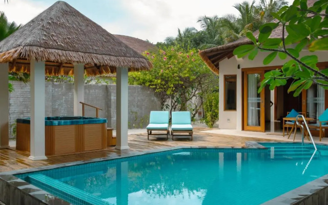 Furaveri Maldives Hotel