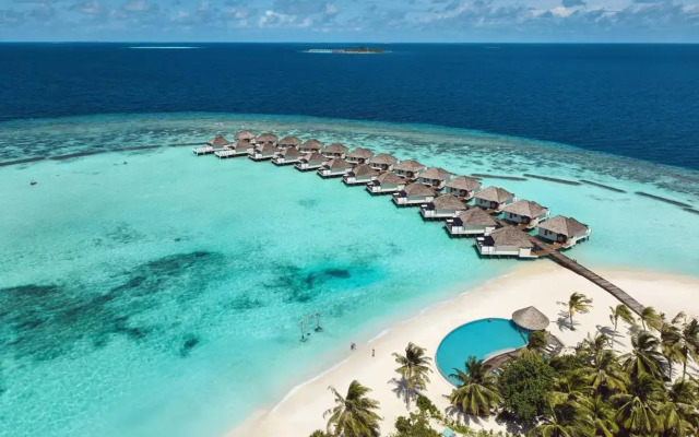 Nova Maldives At Vakarufalhi Island