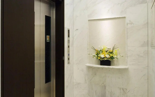 Toyoko Inn Tokyo Nihombashi Hamacho Meijiza Mae