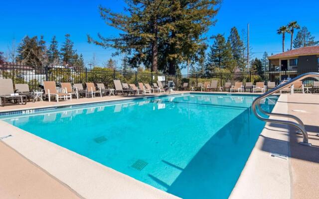 Sonoma Winegrower's Inn