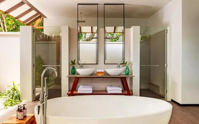 NH Collection Maldives Havodda Resort