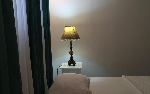 Manaya Bed & Breakfast