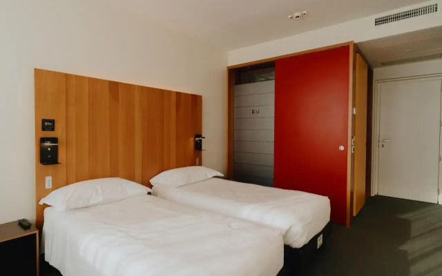 New Ipoint Hotel