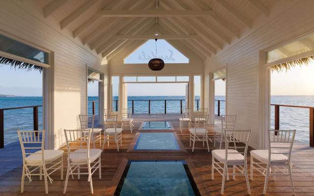 Sandals South Coast