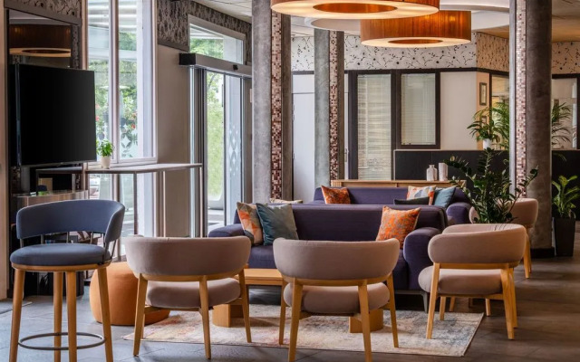 Spark by Hilton Lyon Ouest Hotel