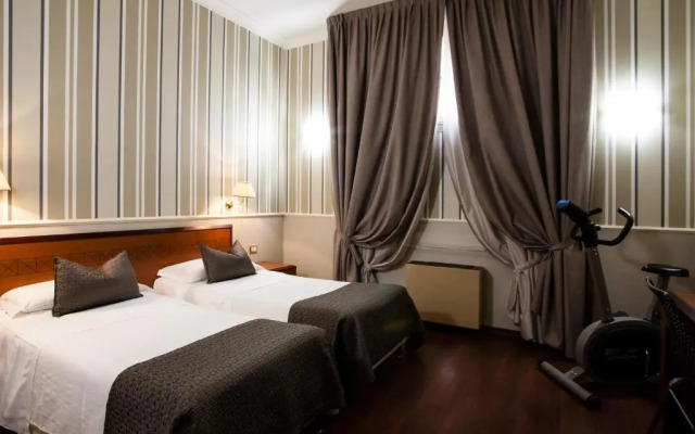 Astor Hotel