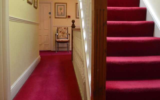 Victoria Lodge