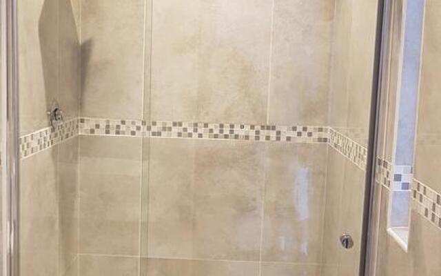 Phoenix Lodge and Waterside Accommodation