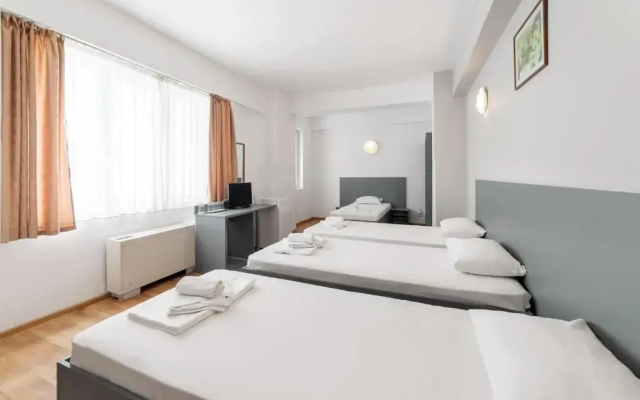 Elizeu Hotel