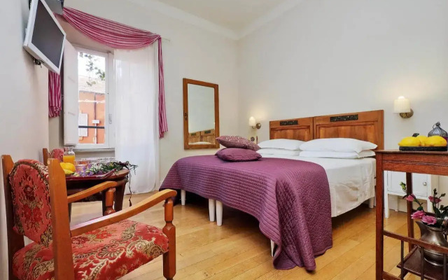 Amaranto Romano Hotel